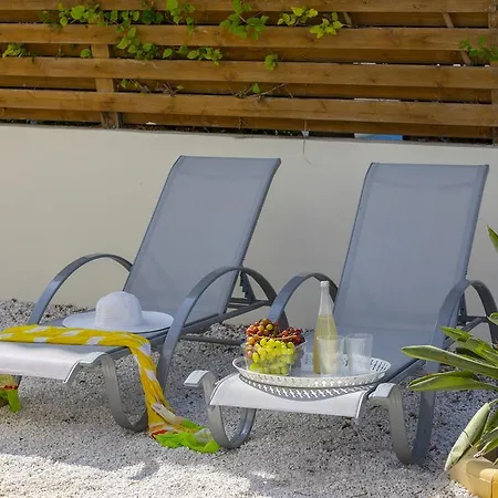 Faros Holiday Villa Shamrock * Perivolia